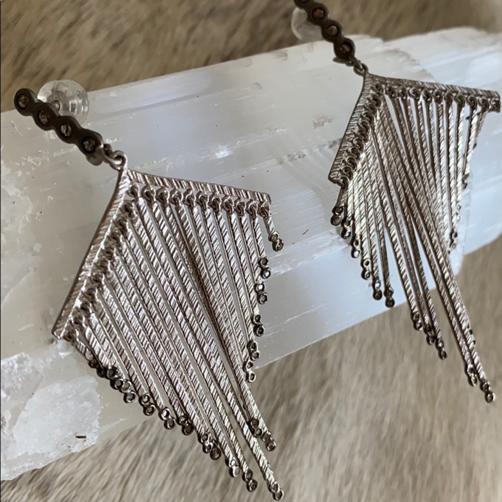 EARINGS - Picture 2 of 5